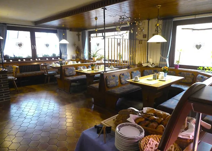 Pension Gasthof Zum Lamm